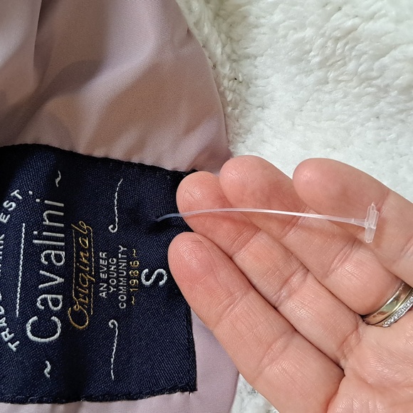 Cavalini Purplish Pink Sleeveless Hooded Fuzzy Lined Jacket. Size Small NWOT - Picture 11 of 12